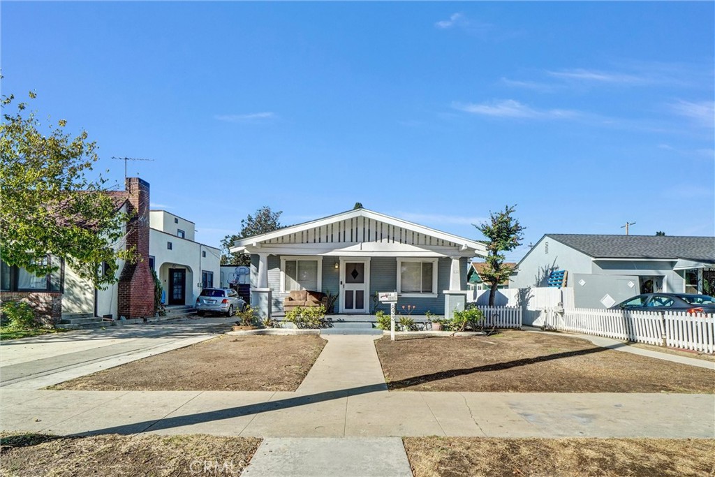 833 S Lemon Street