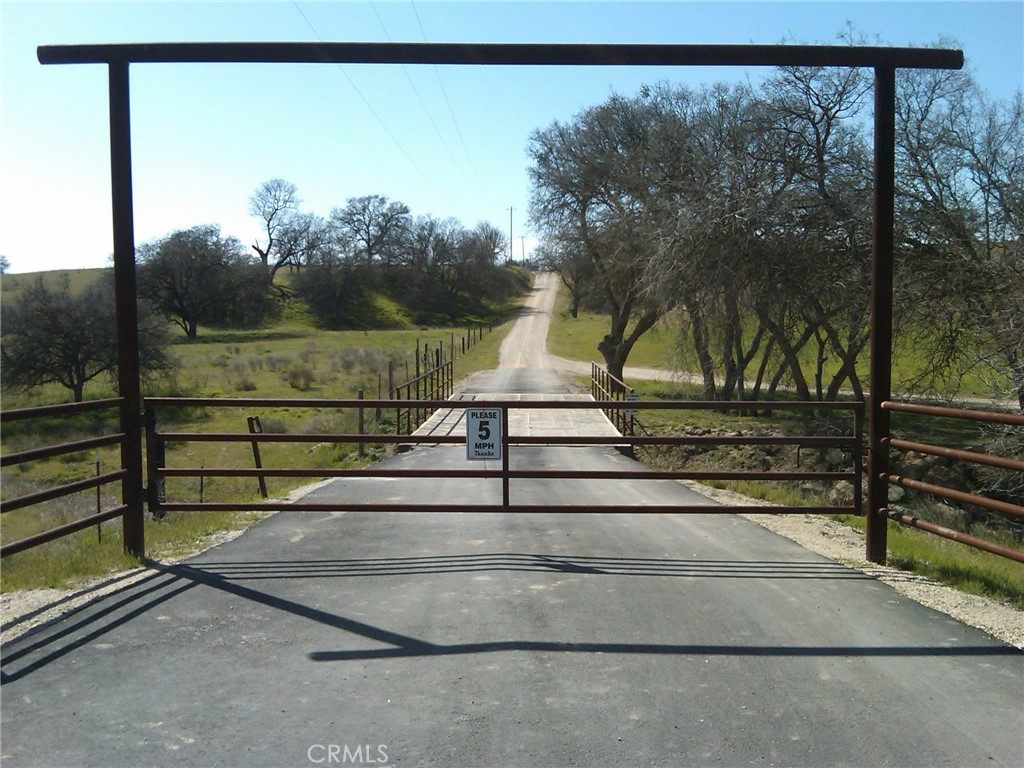 1 Nickel Creek Road