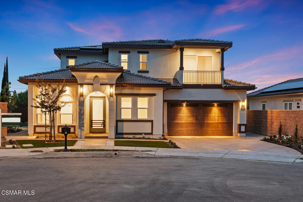 315 Toyon Court