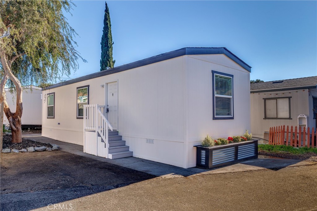 1255 Orcutt Road B14
