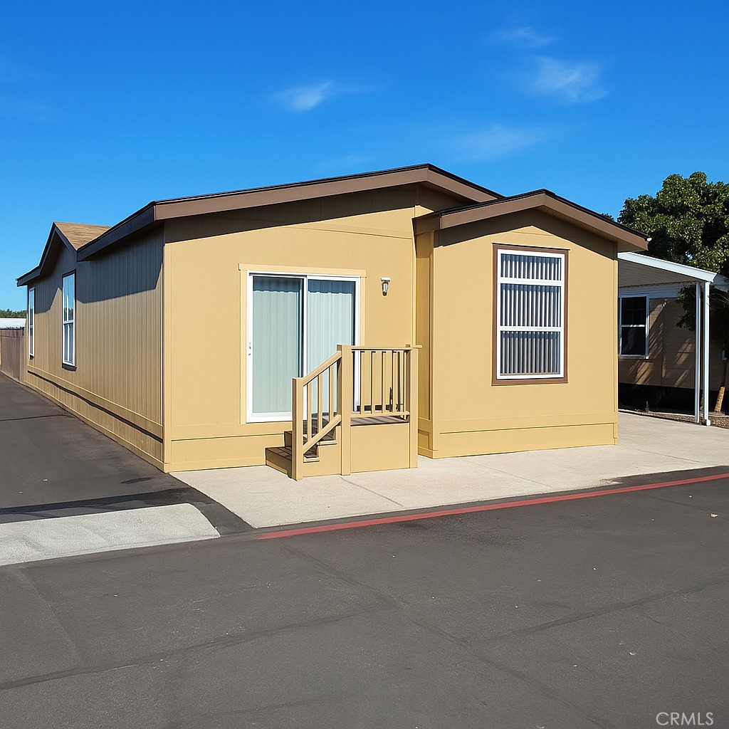 55 Pacifica Ave 77