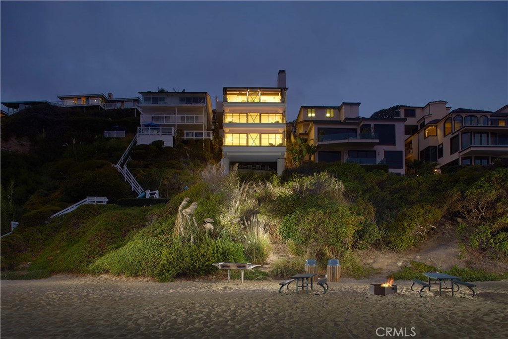 33 Bay Drive