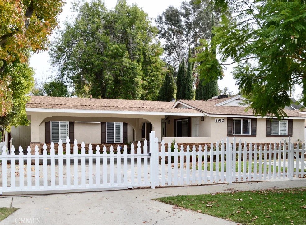 5912 Cahill Avenue