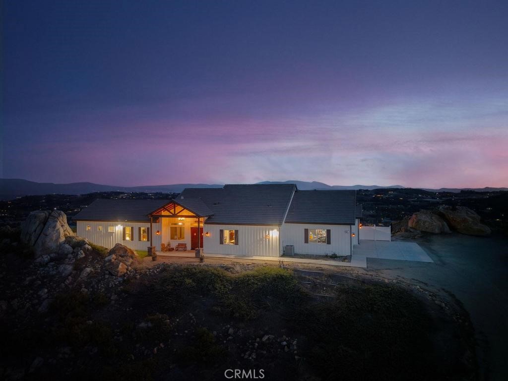 39472 Vista Del Bosque
