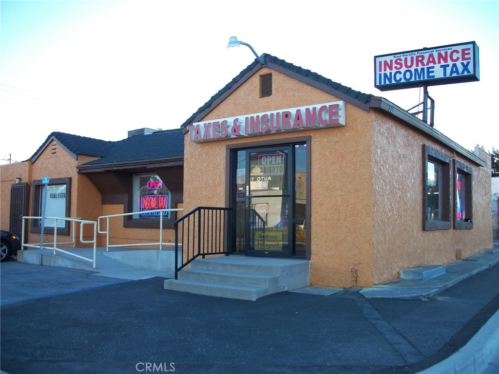 335 W Foothill