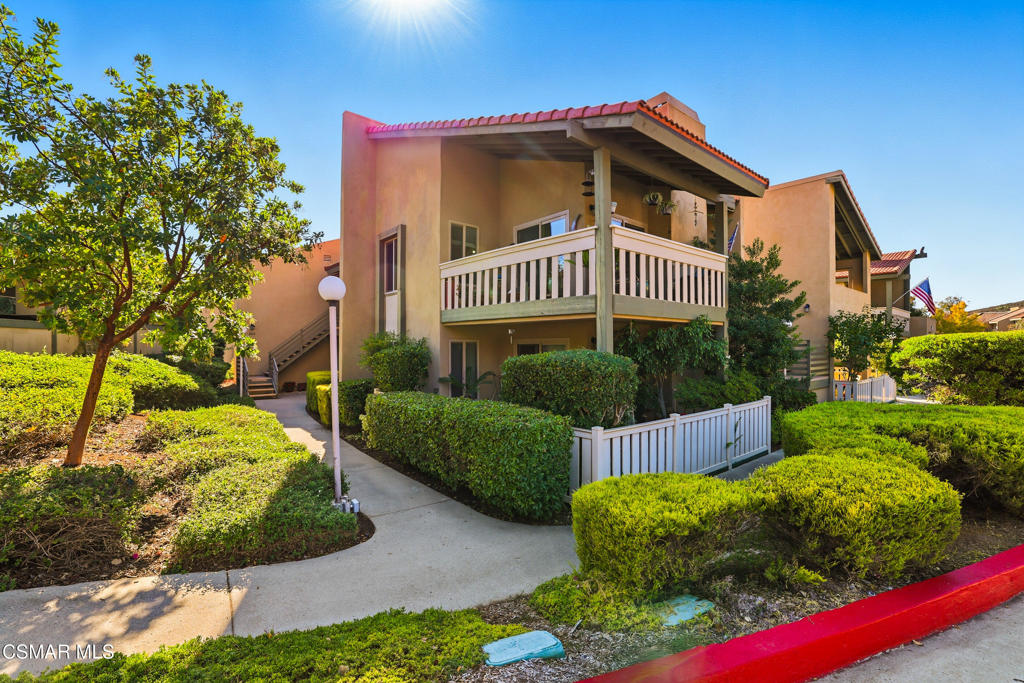 245 Oakleaf Drive 205