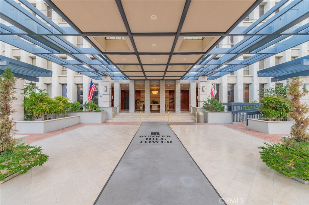 800 W 1st Street 504
