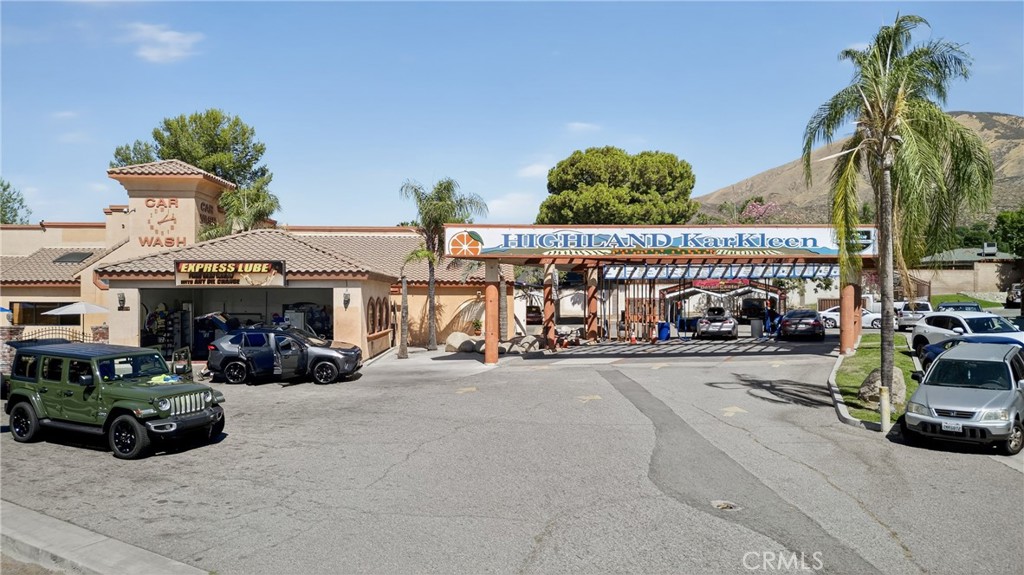 3706 Highland Ave