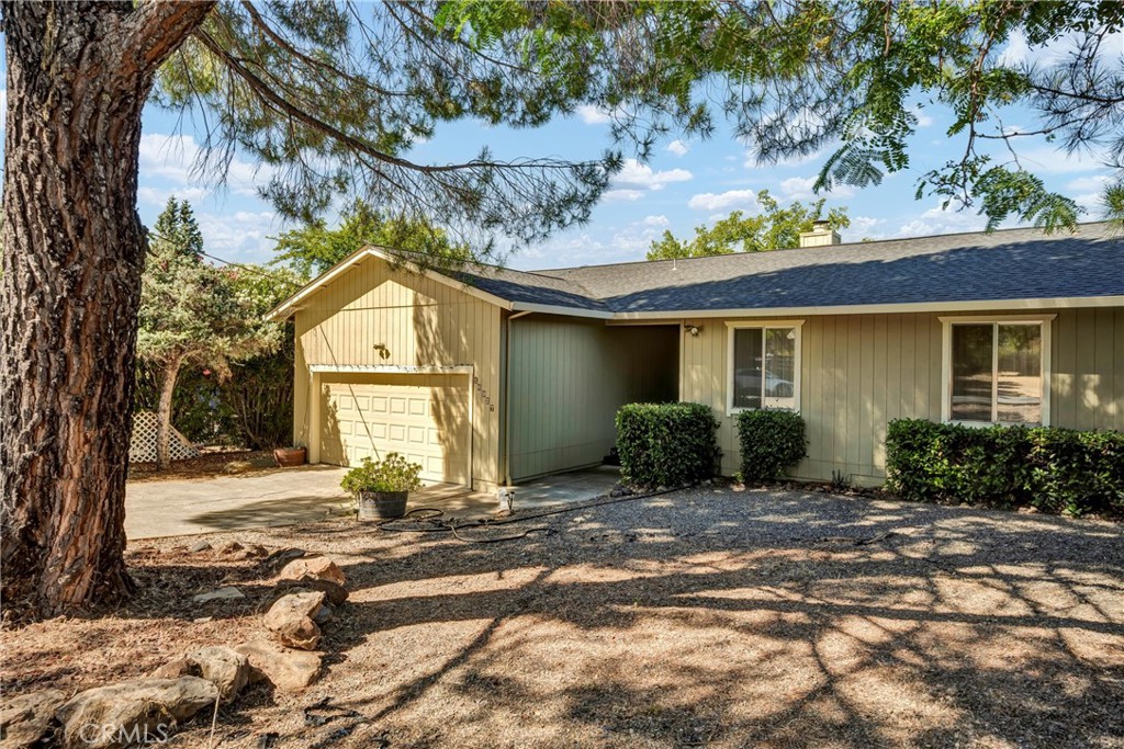 16927 Greenridge Road