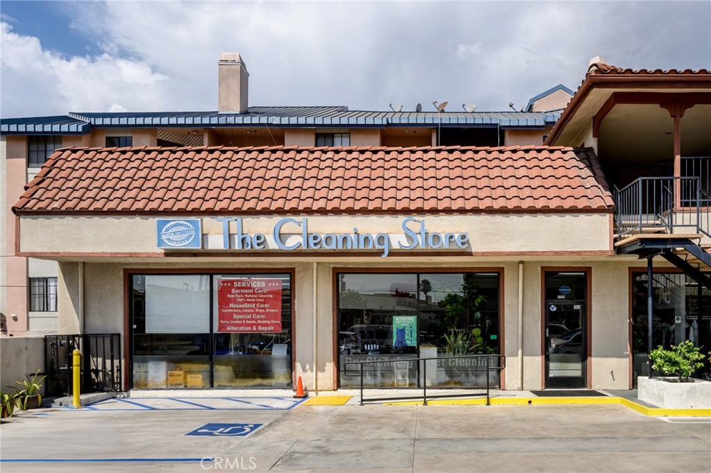 1225 N Pacific Avenue B