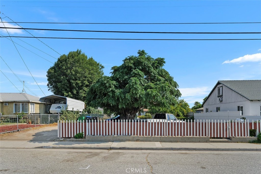1329 Pleasant View Avenue