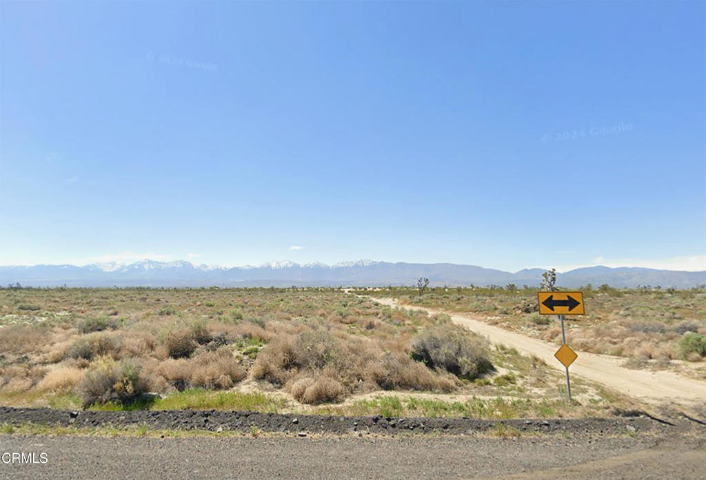 VIC E Palmdale Boulevard