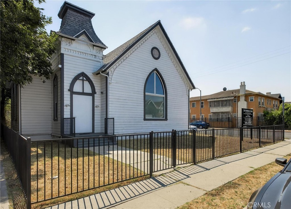3425 W 15th Street