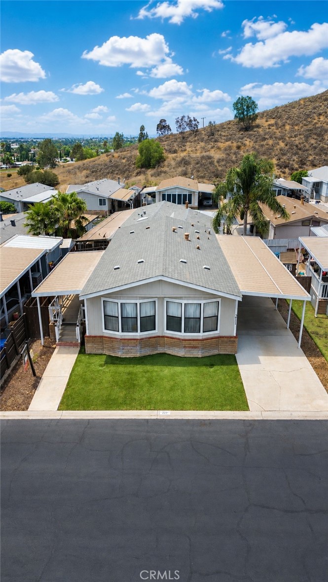 4080 Pedley Road 211