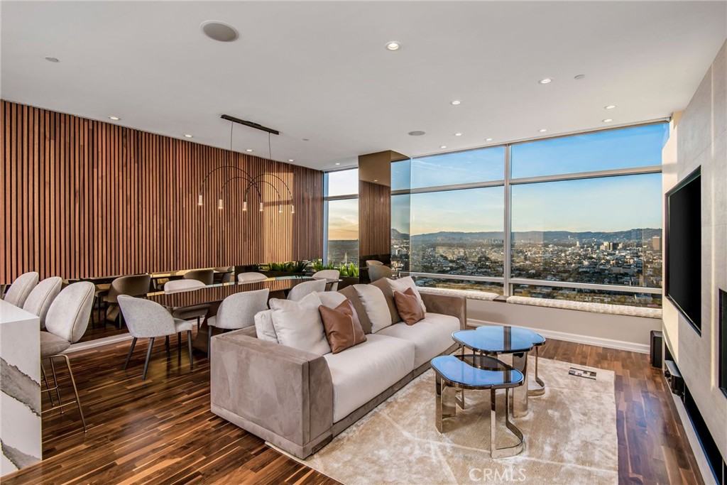 900 W Olympic Boulevard 38D