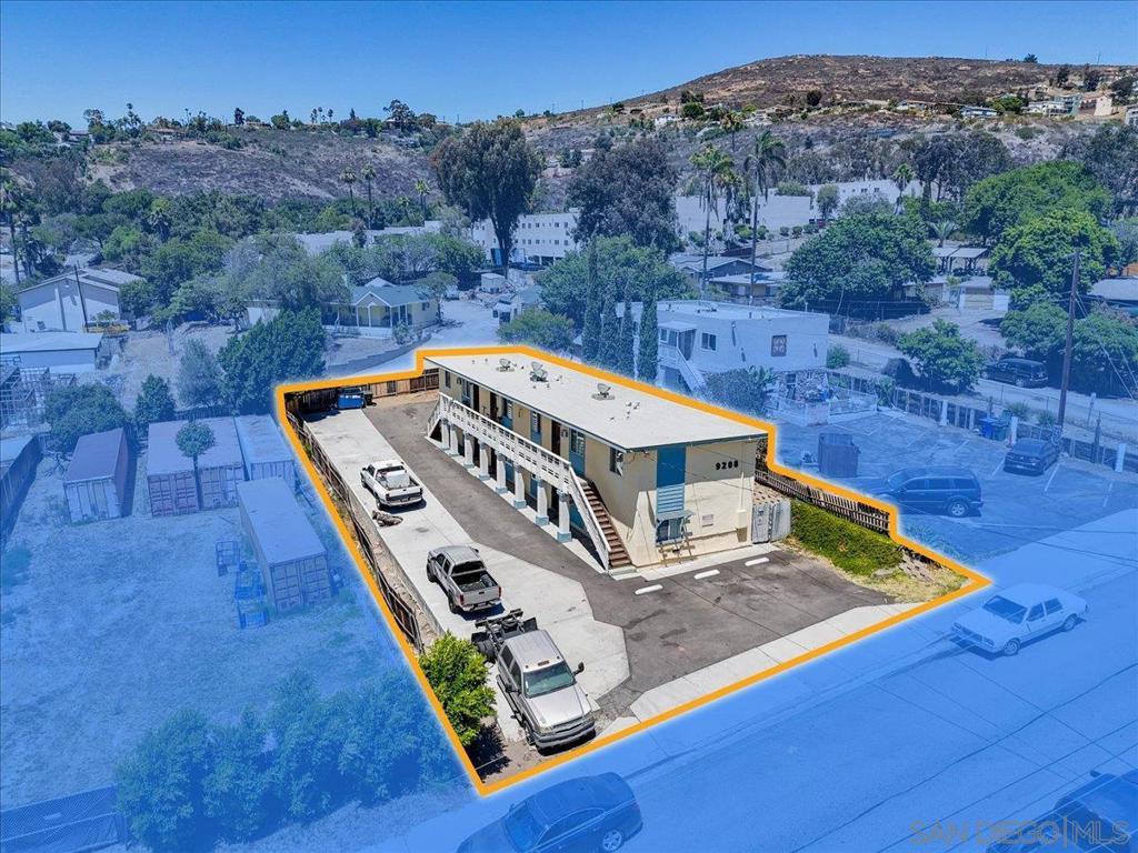 9208 Harness Street