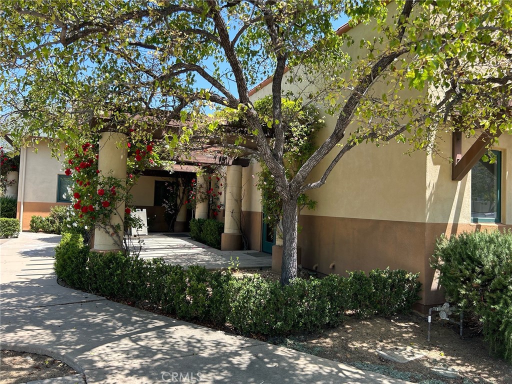 407 Bryant Circle A
