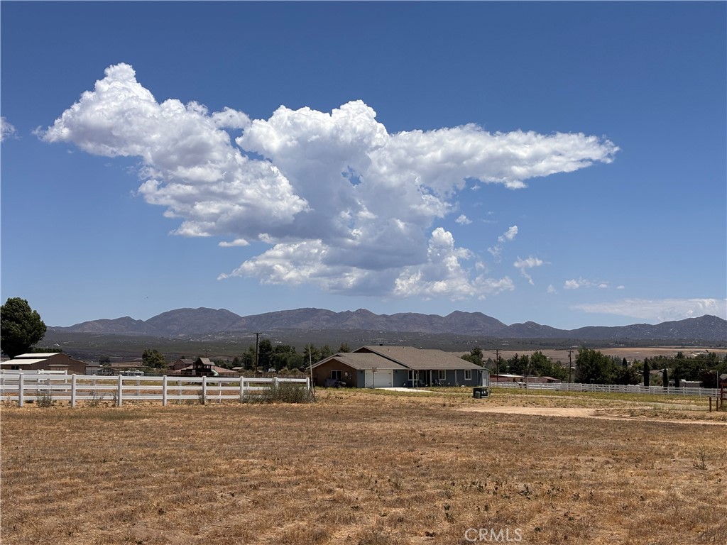 196 Forest Springs