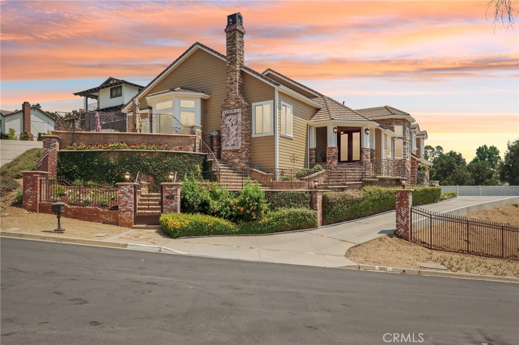 1951 Scarborough Lane