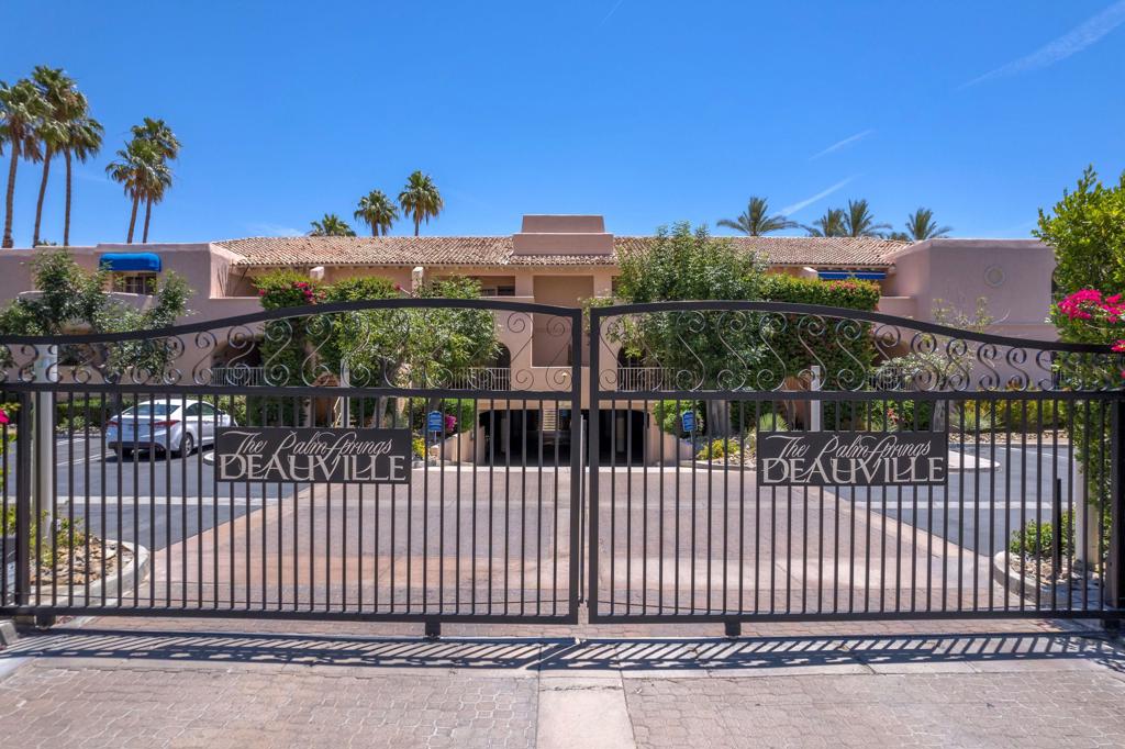 500 E Amado Road 511