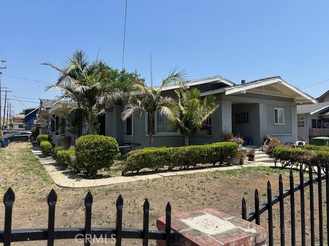 2132 Lincoln Park Avenue