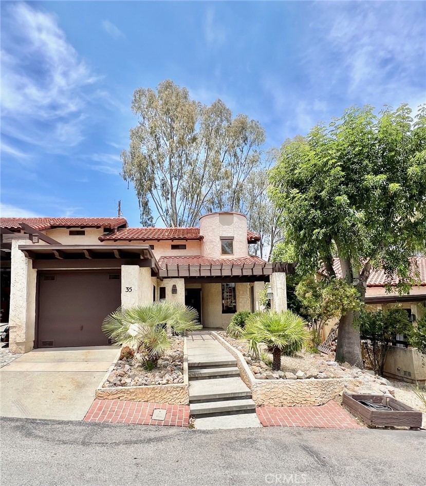 35 Cabrillo Drive