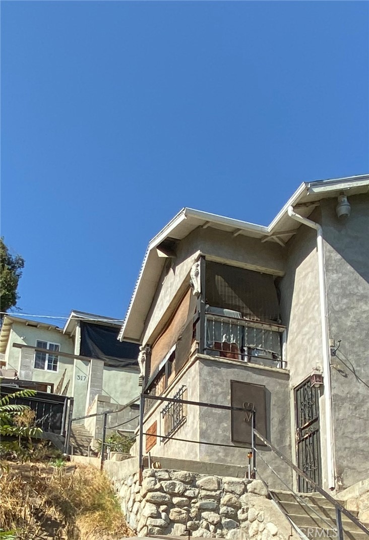 315 Isabel Street