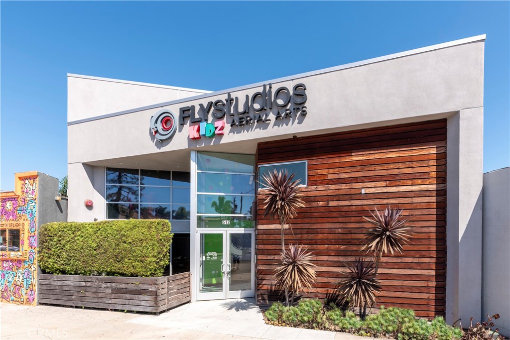 512 N Pacific Coast Highway
