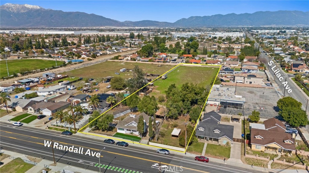 520 W Randall Avenue