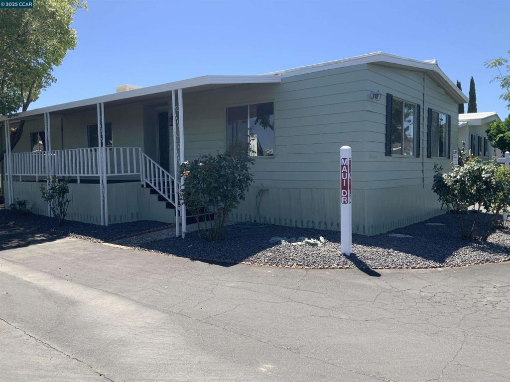 165 Tiki Ln.