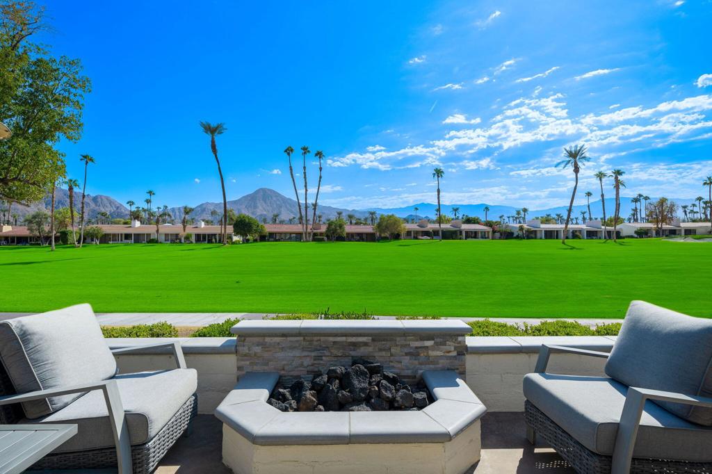 75593 Desert Horizons Drive