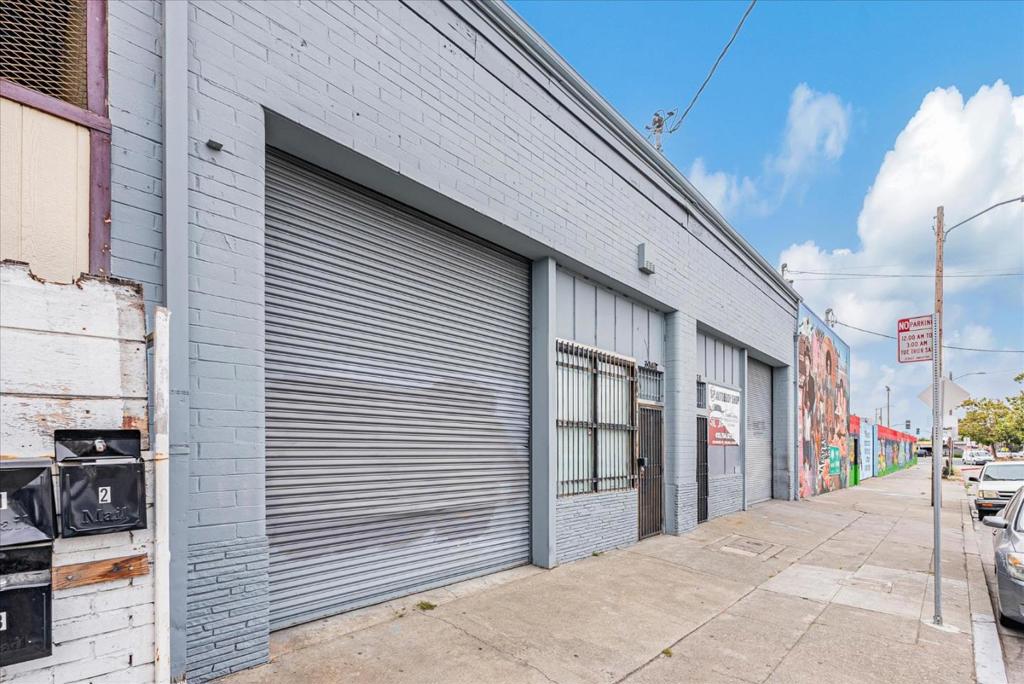 3038 Market Street 40