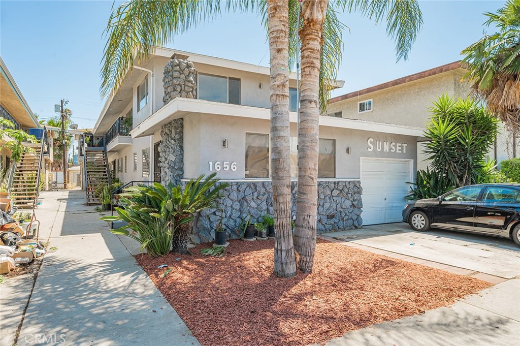 1656 Lomita Boulevard