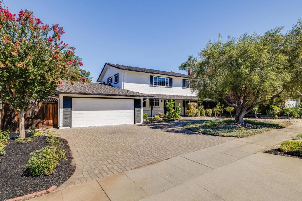 6536 Fall River Drive
