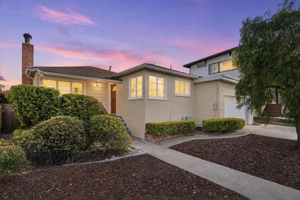 371 Paramount Drive