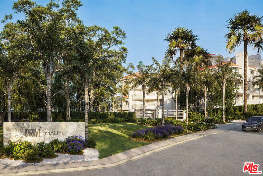 6489 Cavalleri Road 208