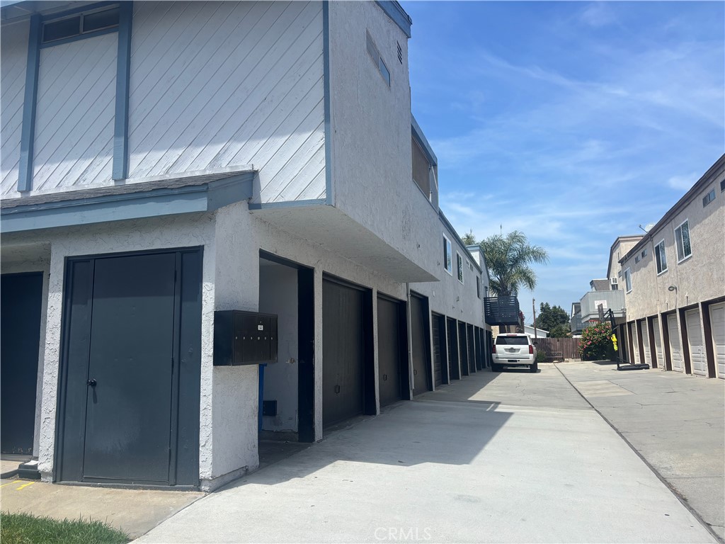 2501 FLORIDA Street 1
