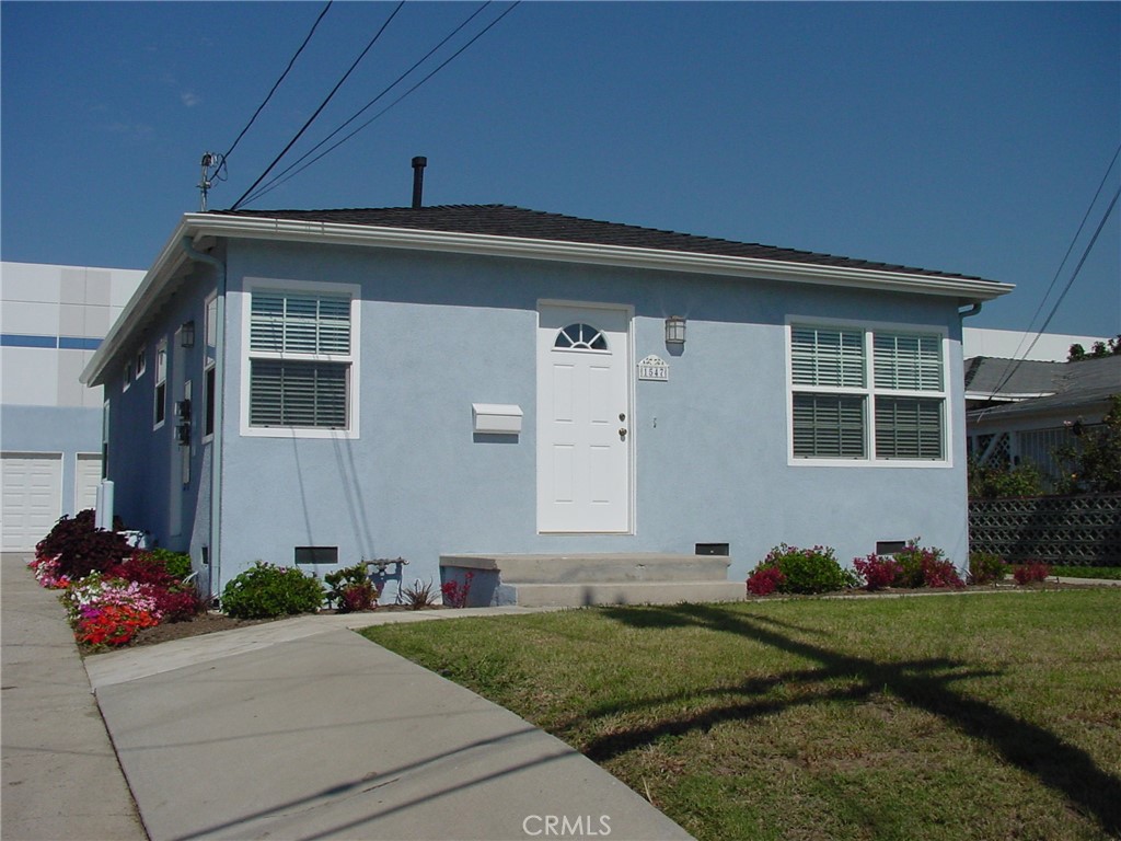 1547 Del Amo Boulevard