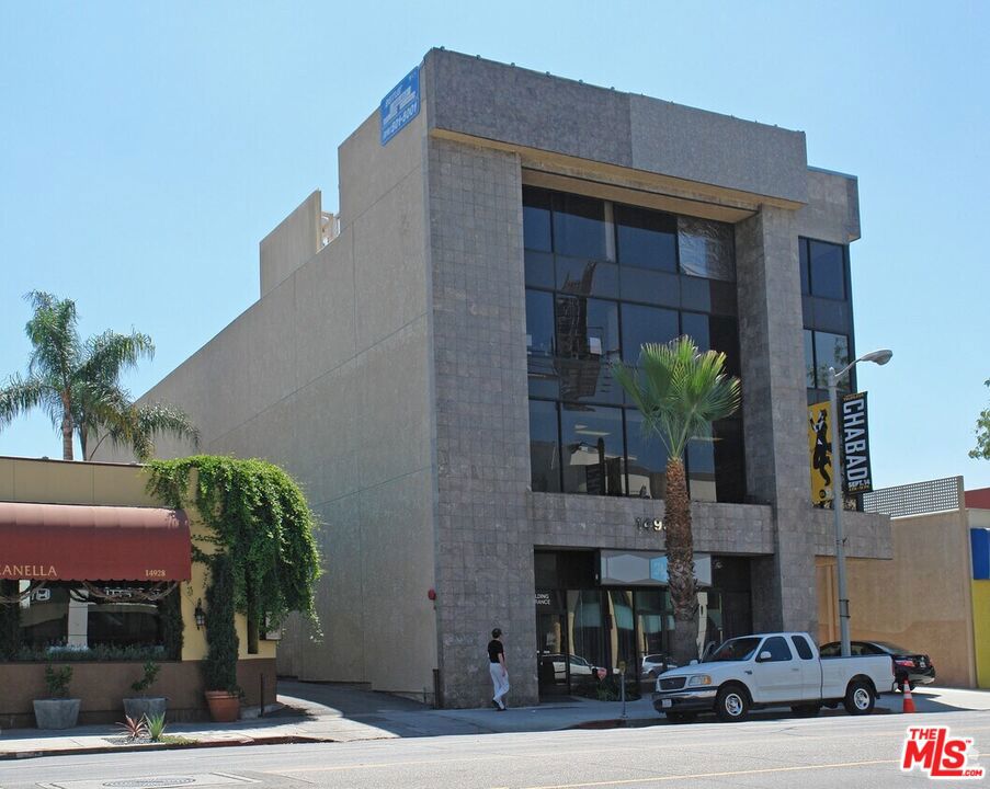 14930 Ventura Boulevard 340