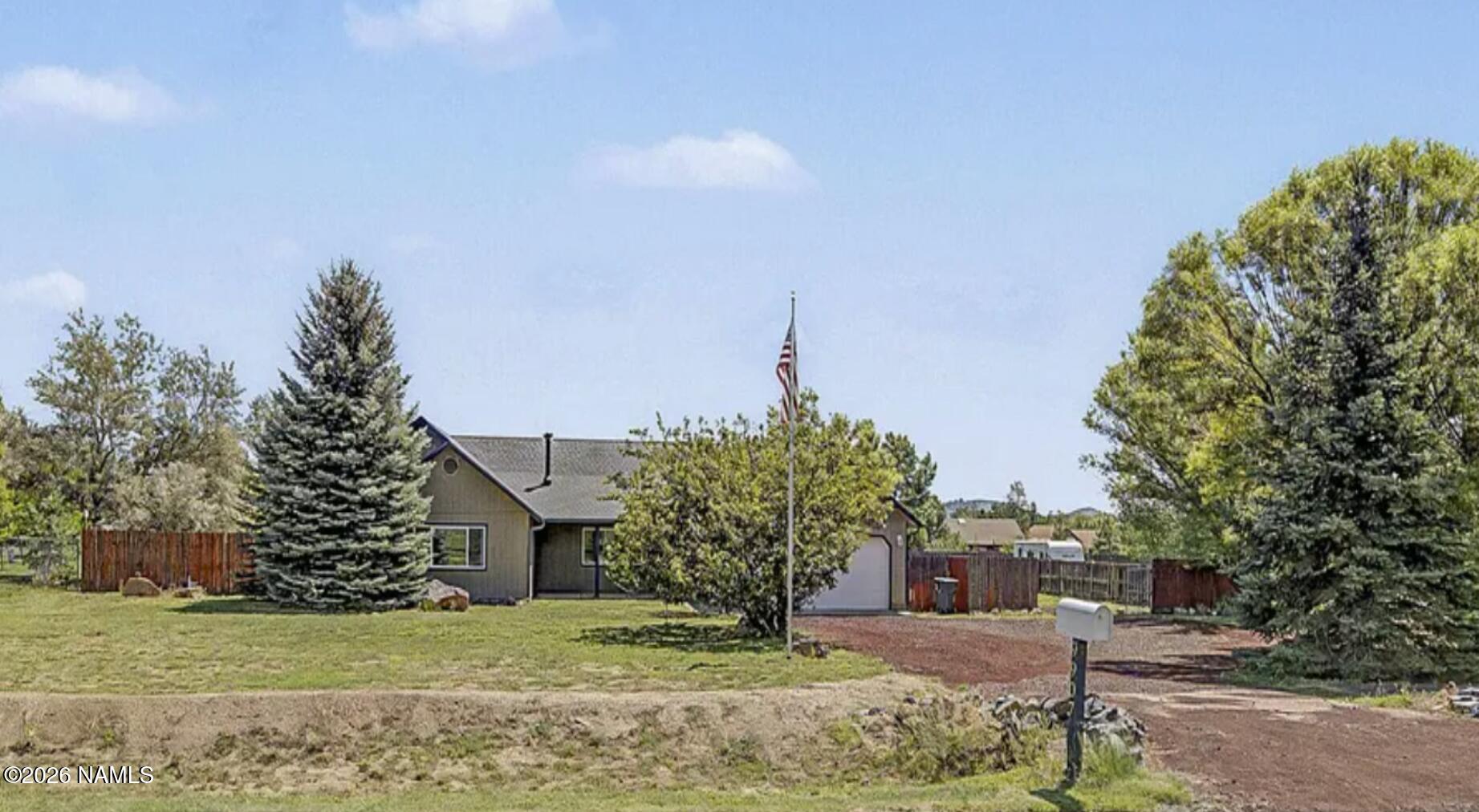 9907 Heritage Drive, Flagstaff, AZ 86004