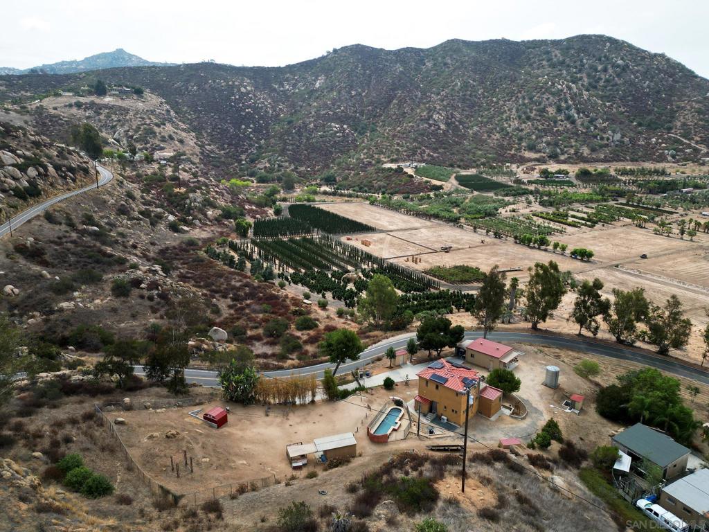 14388 Highland Valley