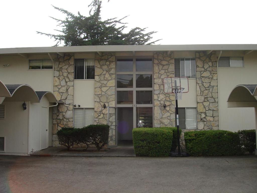 373 Sea Ridge Road 1