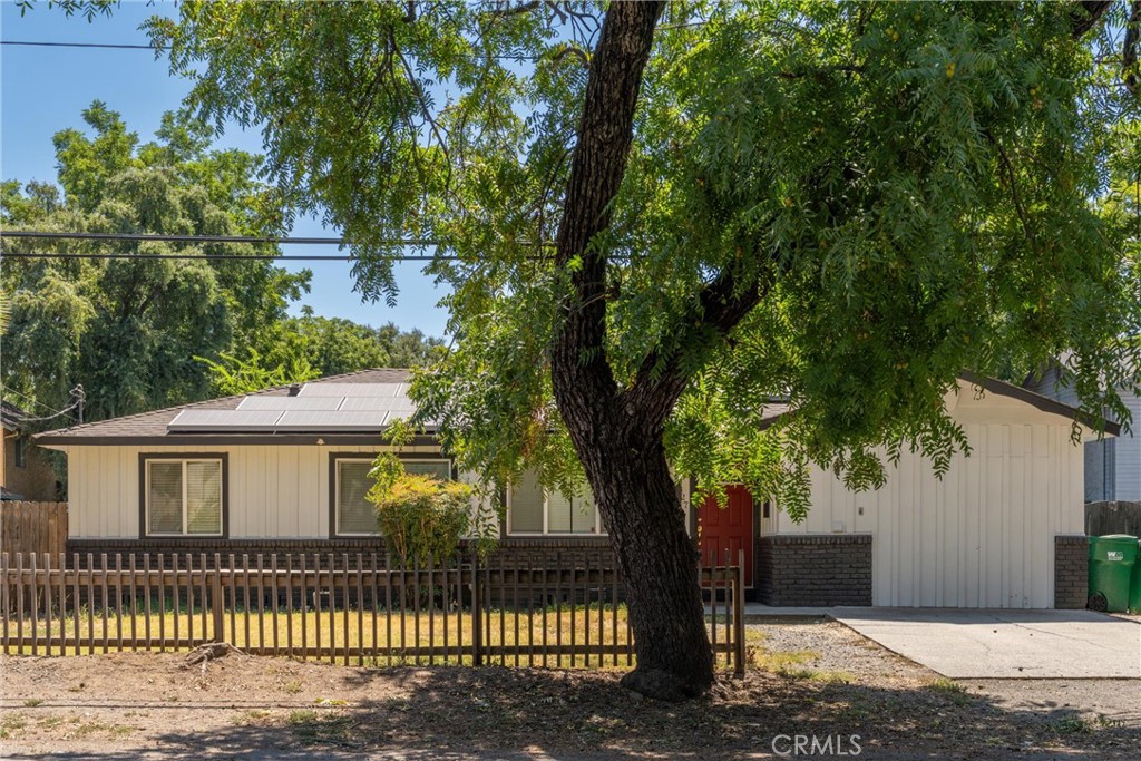 827 W 2nd Avenue