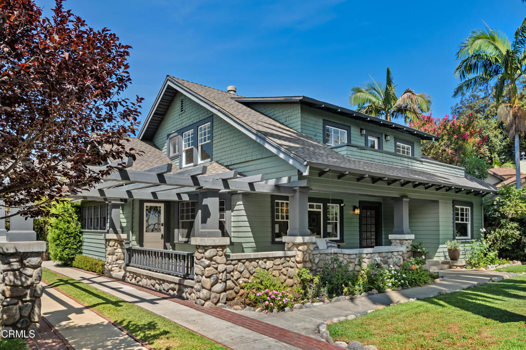 133 N Orange Grove Boulevard