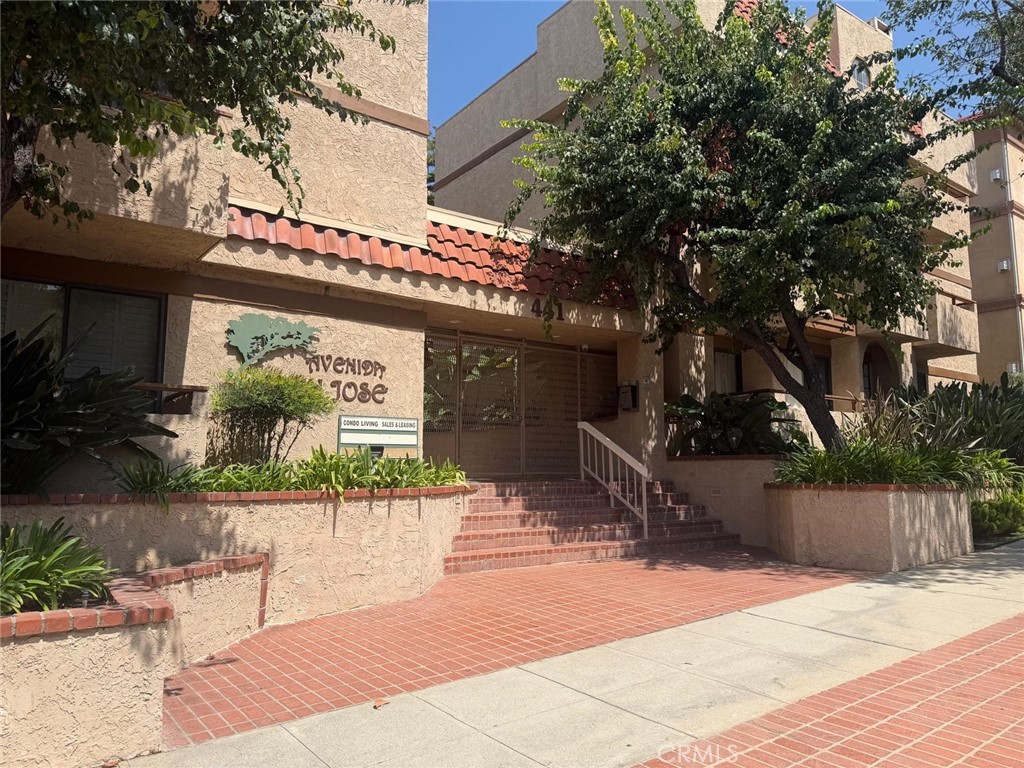 441 E San Jose 309