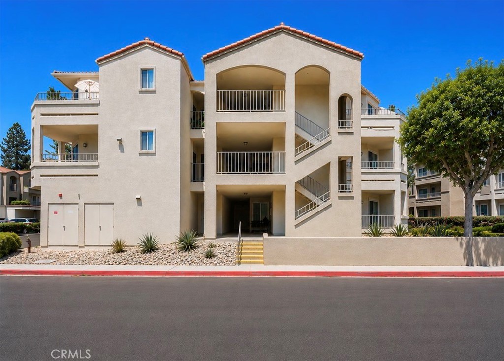 1030 Vista Del Cerro Drive 104