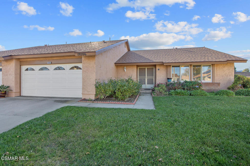 19206 Village 19