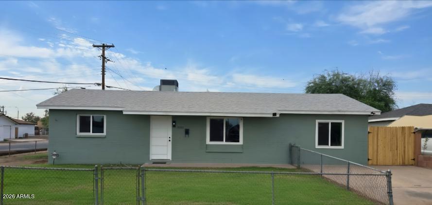 5703 W Sells Drive, Phoenix, AZ 85031