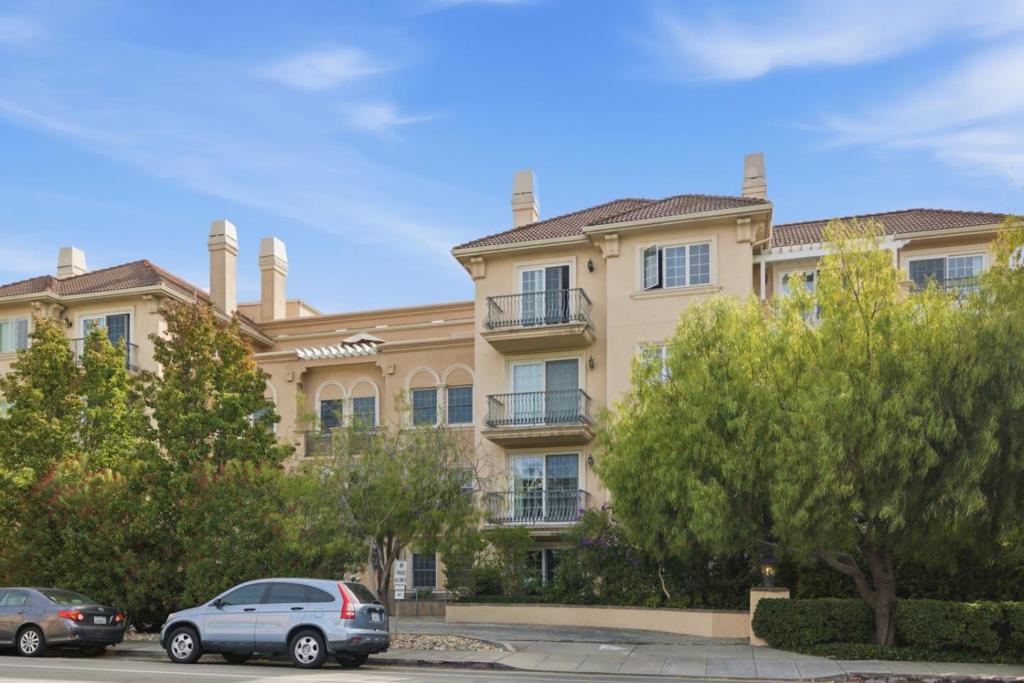 153 N N San Mateo Drive 304
