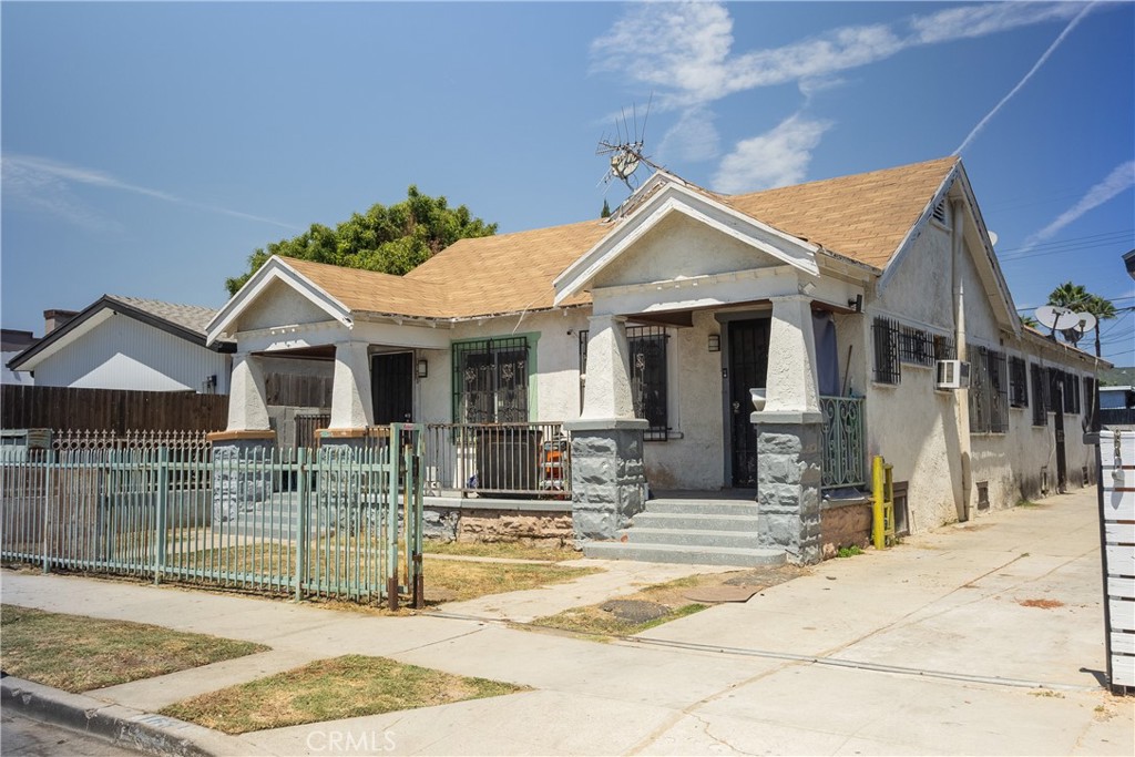 1631 W 38th